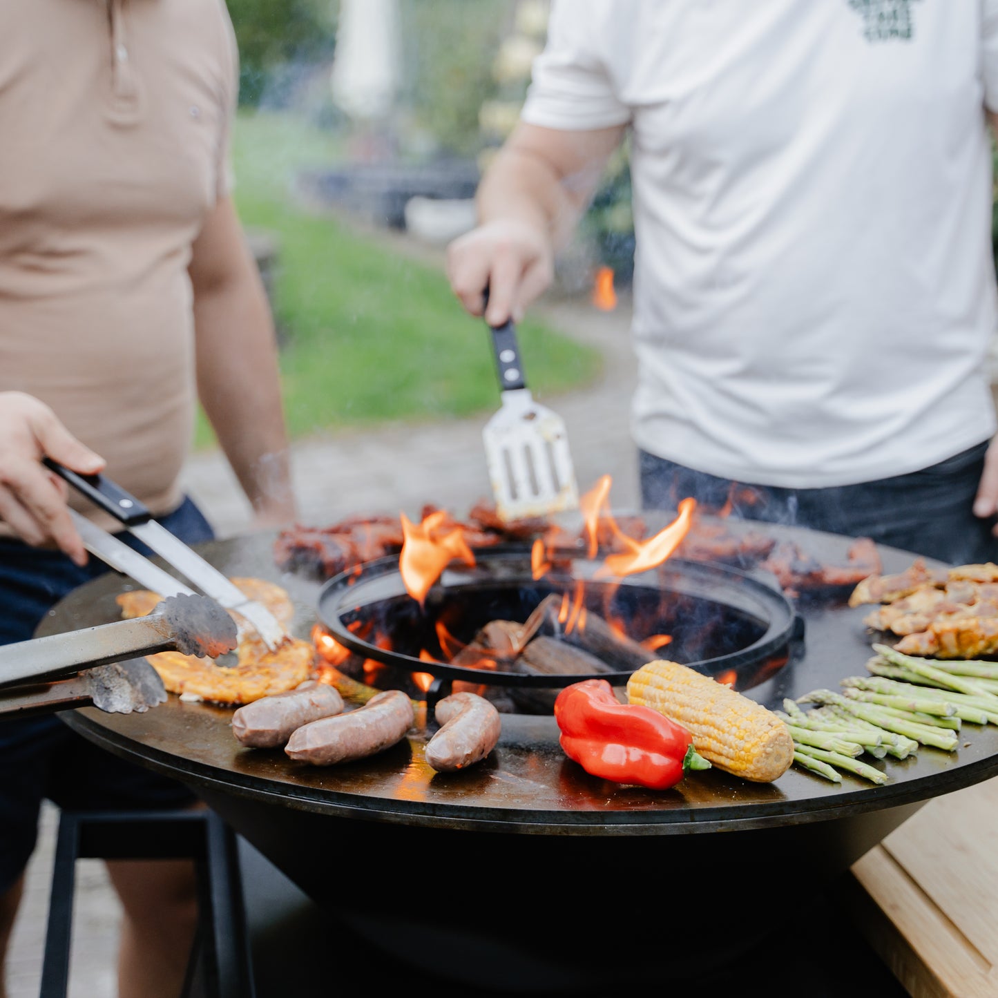 BBQ Plancha Grill Big Jack Black 2.0 - Met hoes en houtopslag