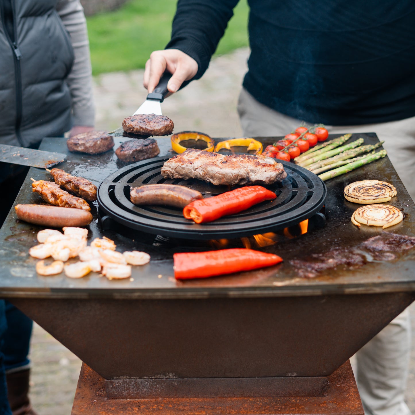 BBQ Plancha Grill Cortenstaal Bilbao - Met hoes en houtopslag 65 x 65cm