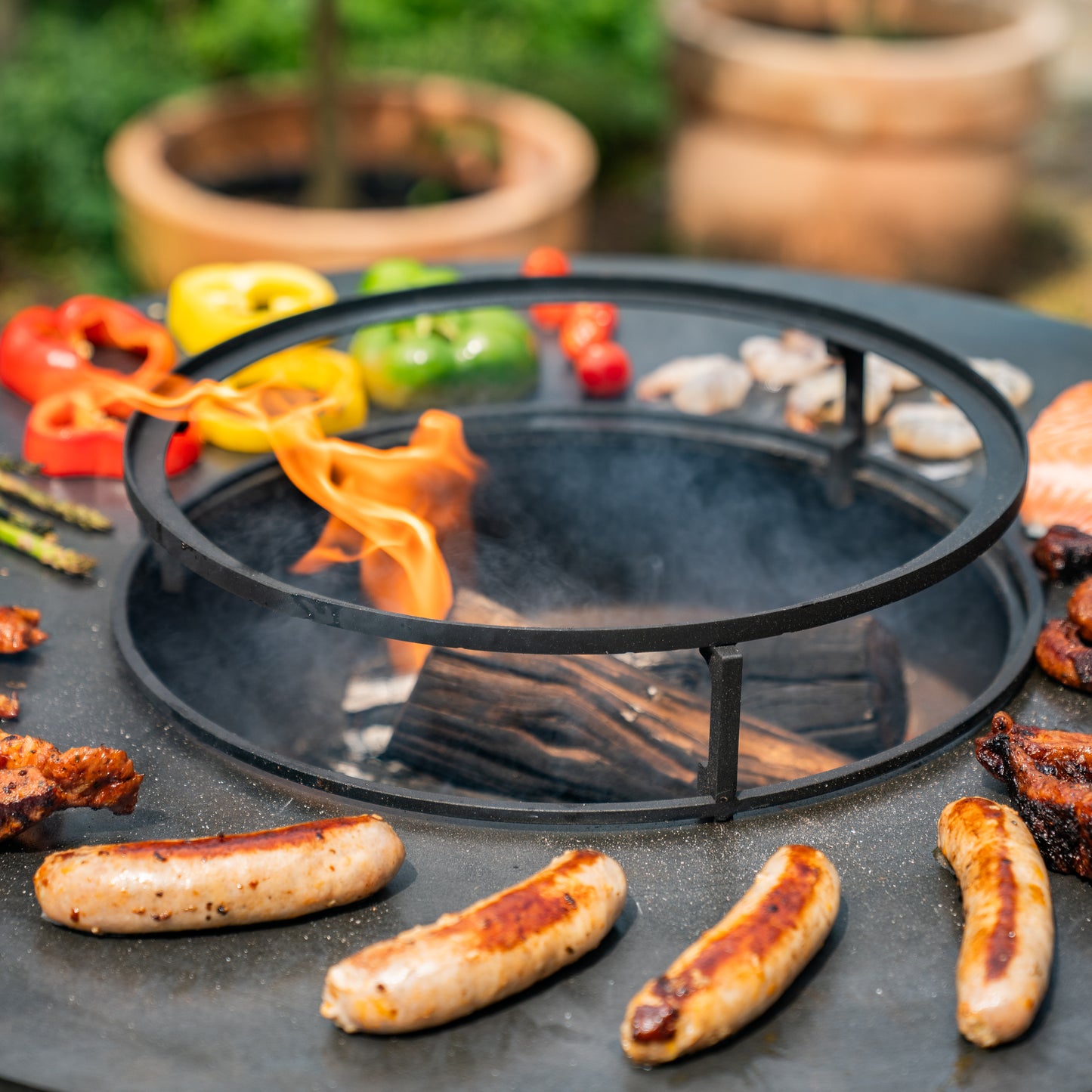 BBQ Plancha Grill Hermano XXL Cortenstaal - Met pook en houtopslag Ø80cm 8mm