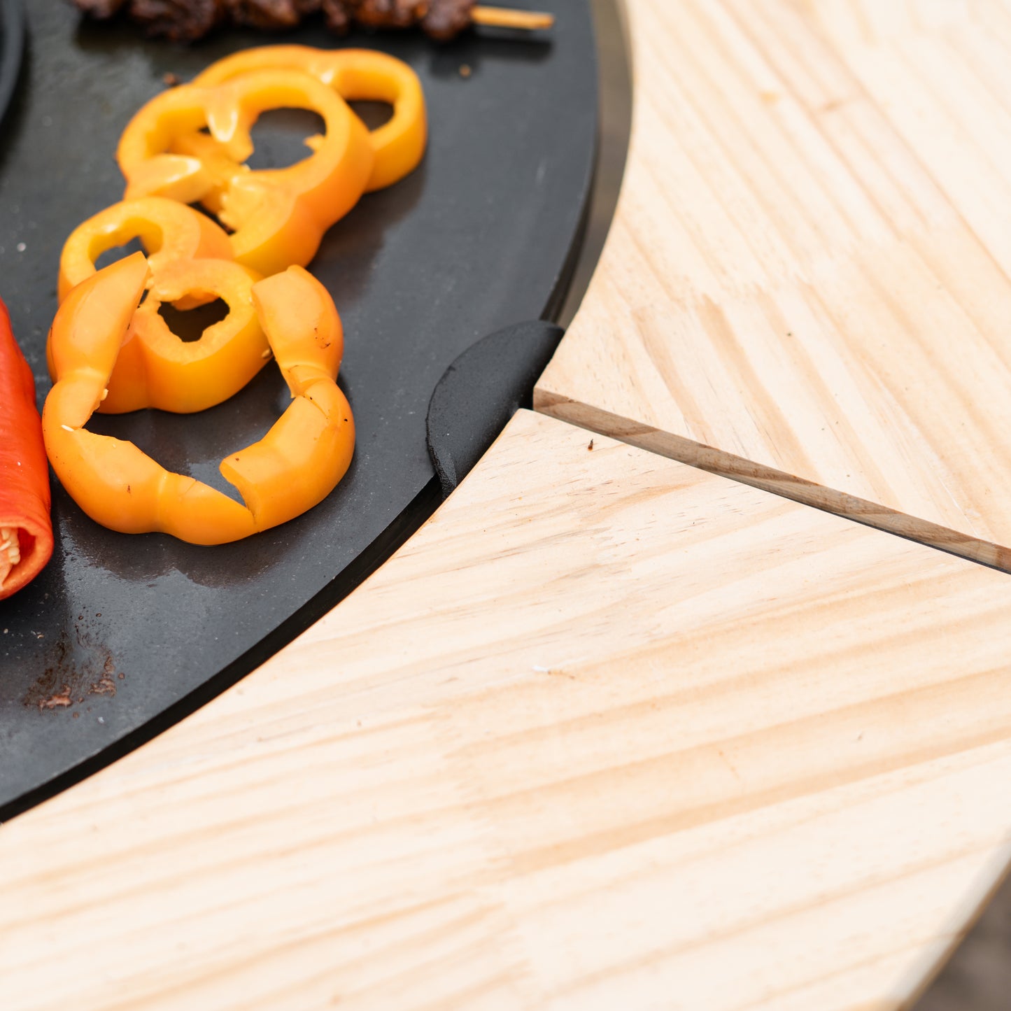 BBQ Plancha Mesa Houten Omranding