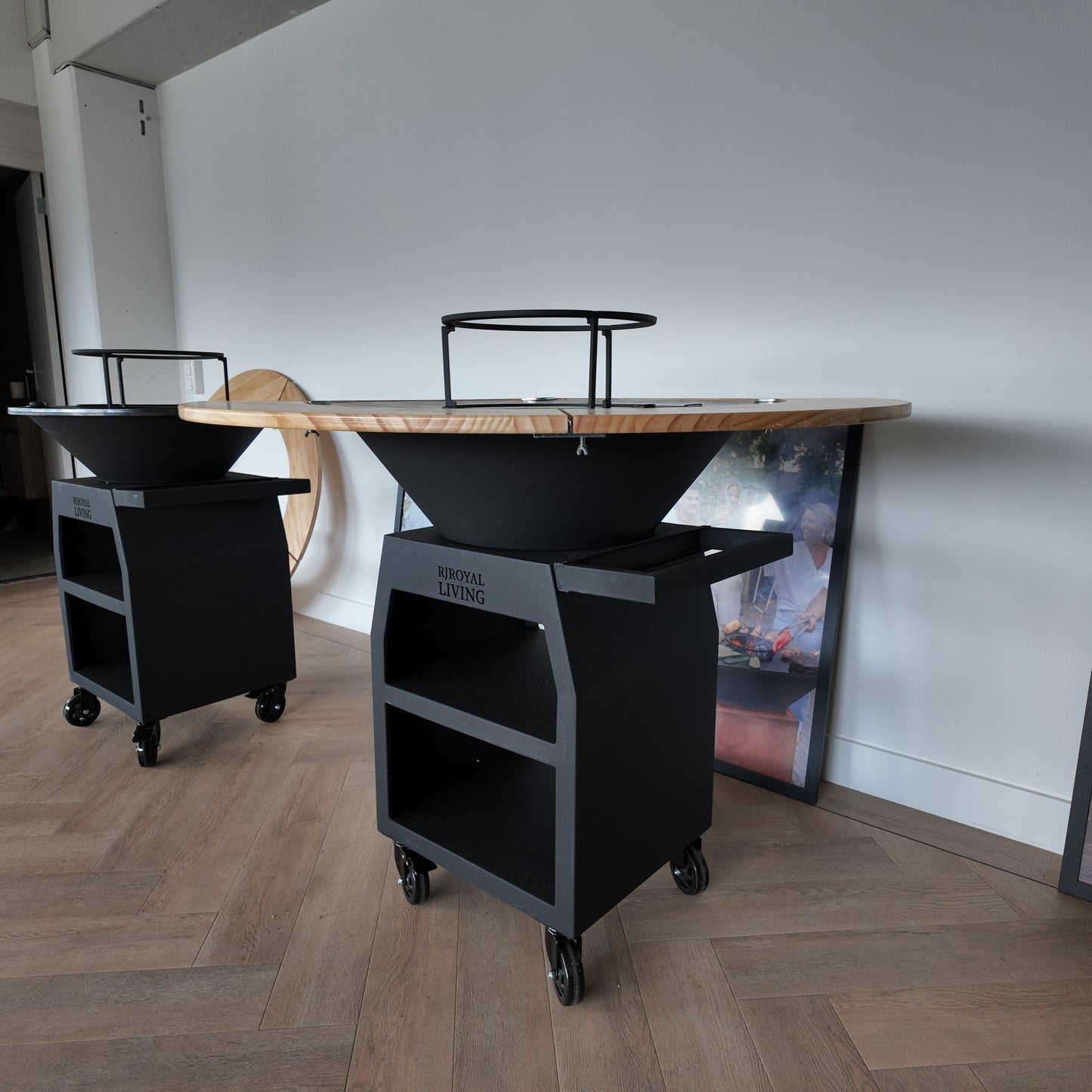 BBQ Plancha Grill Maestro XXL Ø80cm Blackline - Met Houten Omranding Mesa