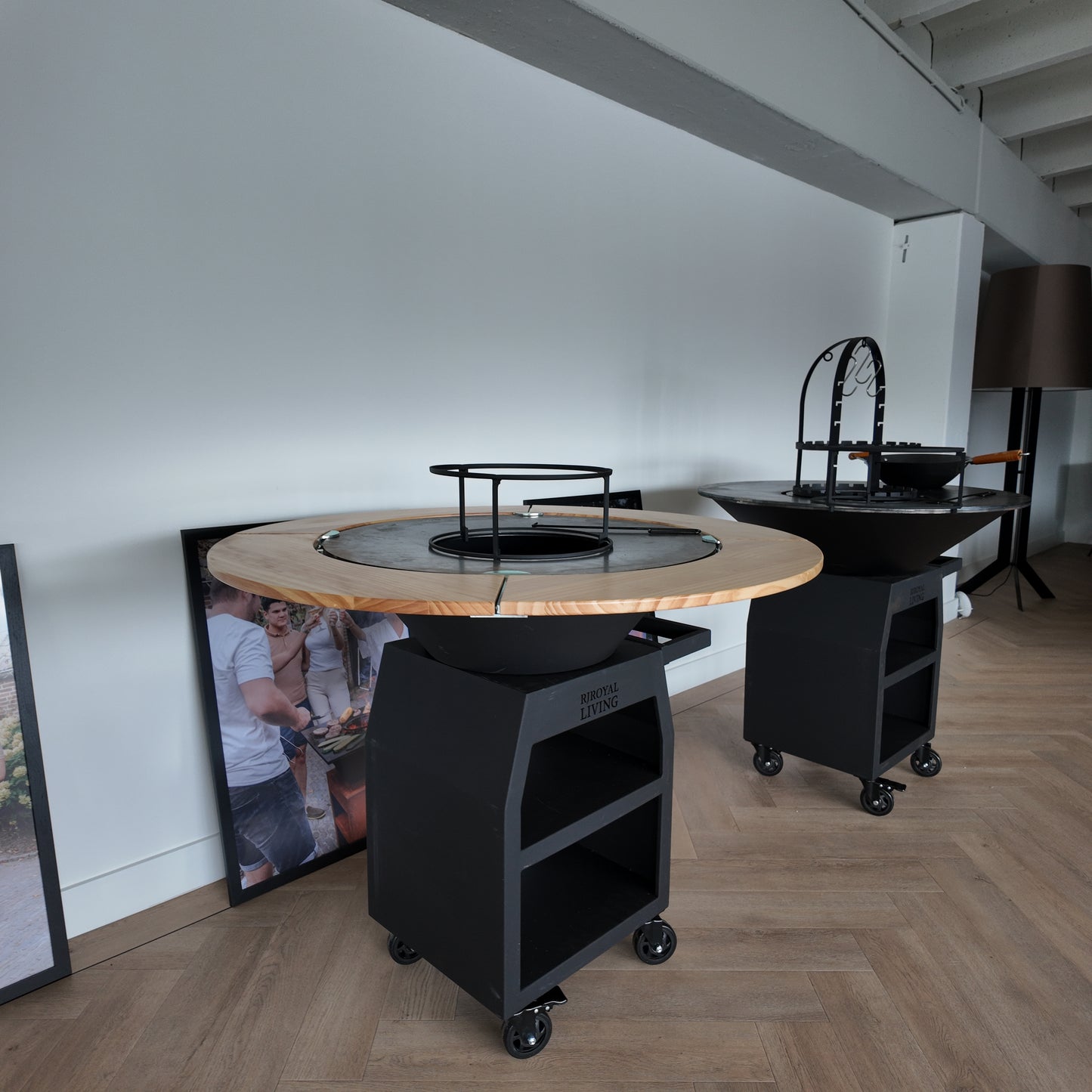 BBQ Plancha Grill Maestro XXL Ø80cm Blackline - Met Houten Omranding Mesa