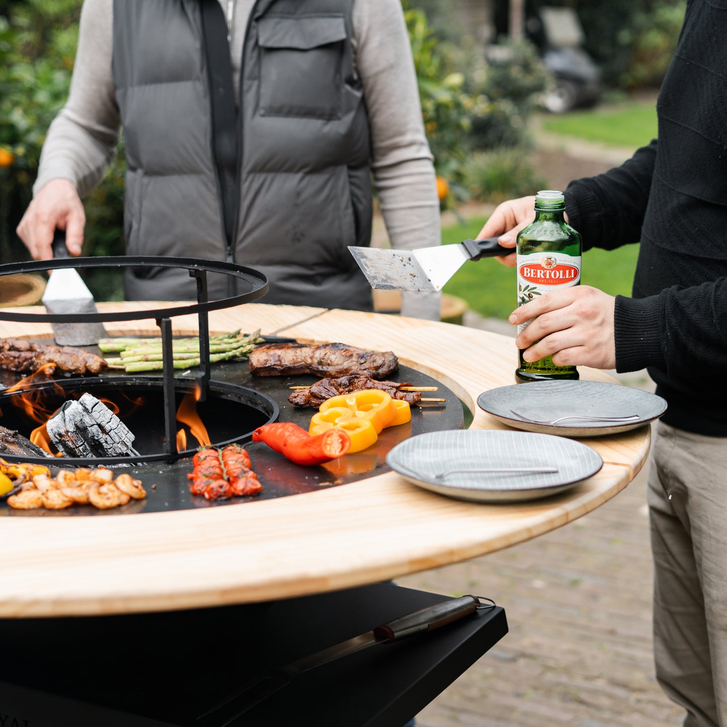 BBQ Plancha Grill Compañero XXL Blackline 2.0 - Met Houten Omranding Plancha Mesa