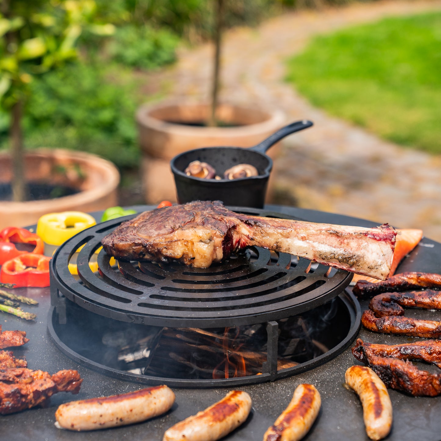 BBQ Plancha Grill Hermano XXL Cortenstaal - Met pook en houtopslag Ø80cm 8mm