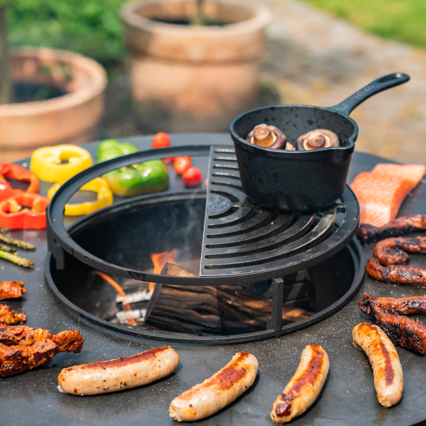 BBQ Plancha Grill Hermano XXL Cortenstaal - Met pook en houtopslag Ø80cm 8mm