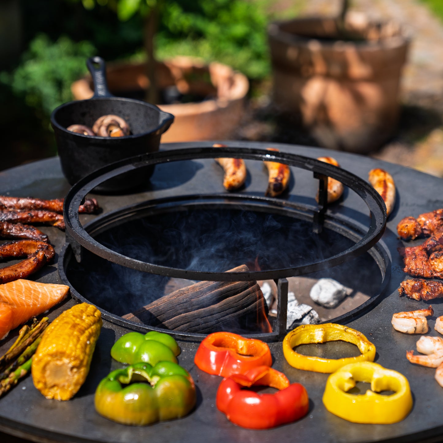 BBQ Plancha Grill Hermano XXL Cortenstaal Blackline - Met pook en houtopslag Ø80cm 8mm