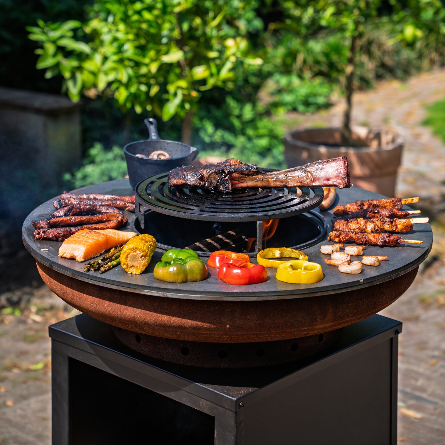 BBQ Plancha Grill Hermano XXL Cortenstaal Blackline - Met pook en houtopslag Ø80cm 8mm