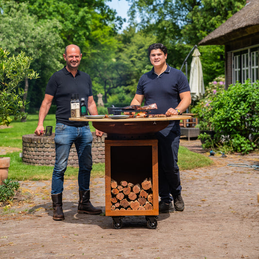 BBQ Plancha Grill Hermano XXL Cortenstaal - Ø80cm 8mm met Houten Omranding Mesa