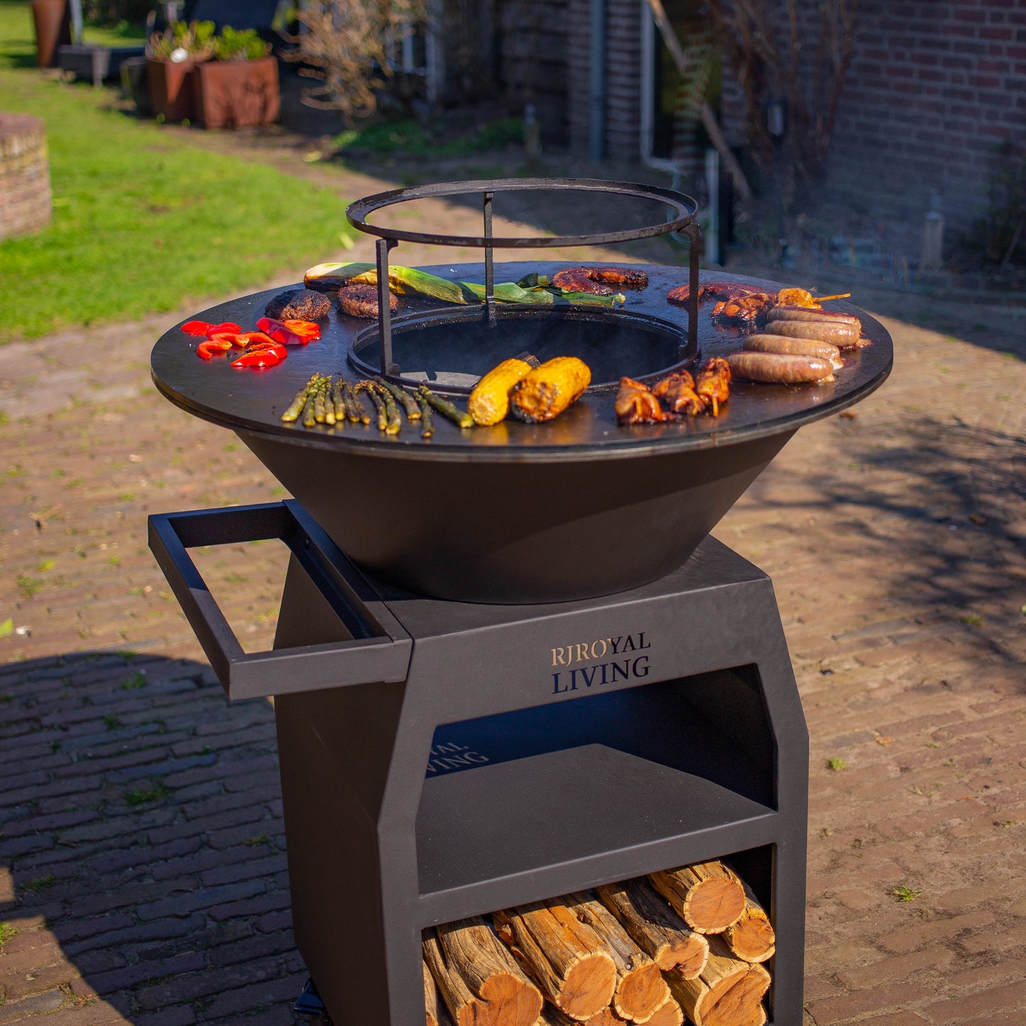 BBQ Plancha Grill Maestro XXL Ø80cm Blackline - Met pook en houtopslag