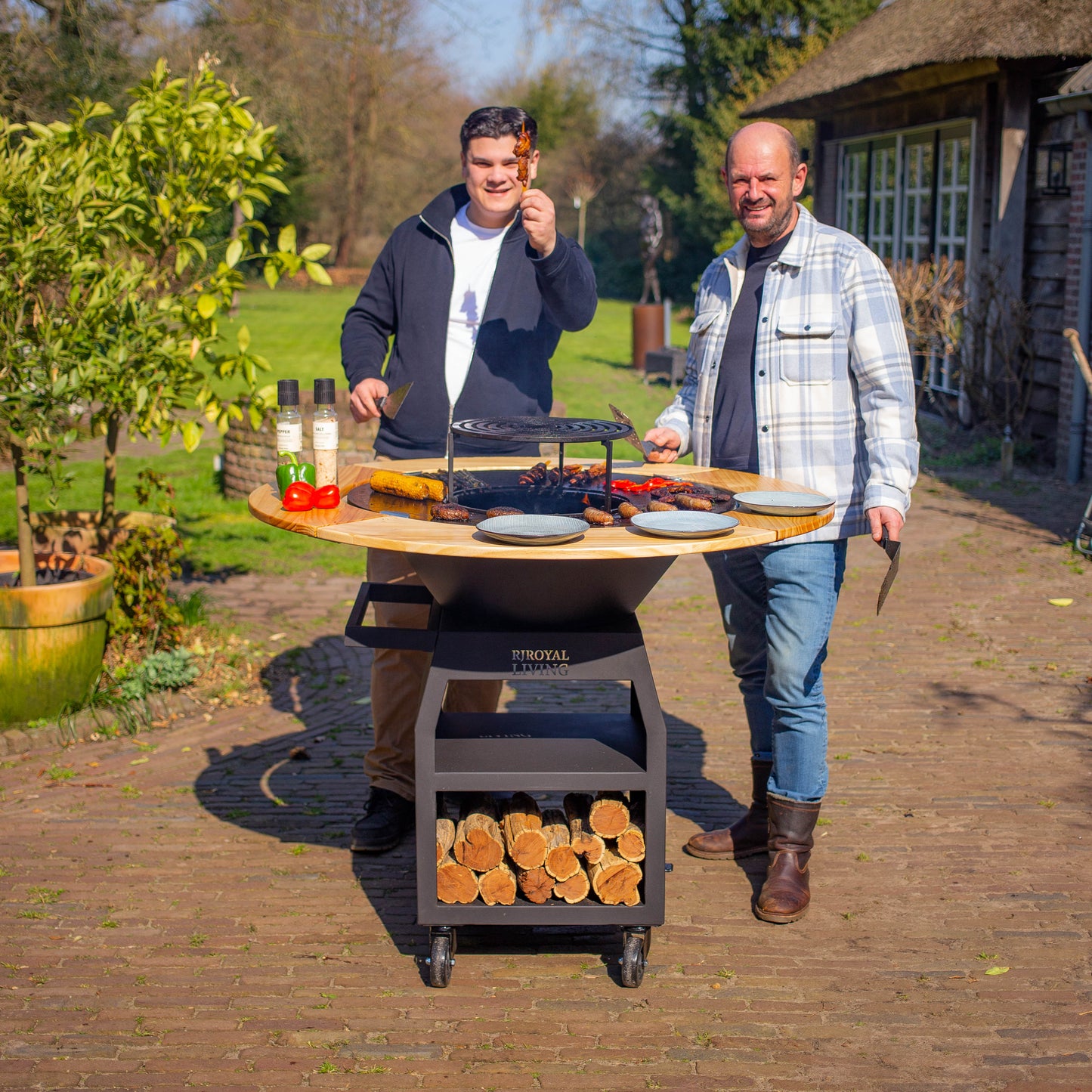 BBQ Plancha Grill Maestro XXL Ø80cm Blackline - Met Houten Omranding Mesa
