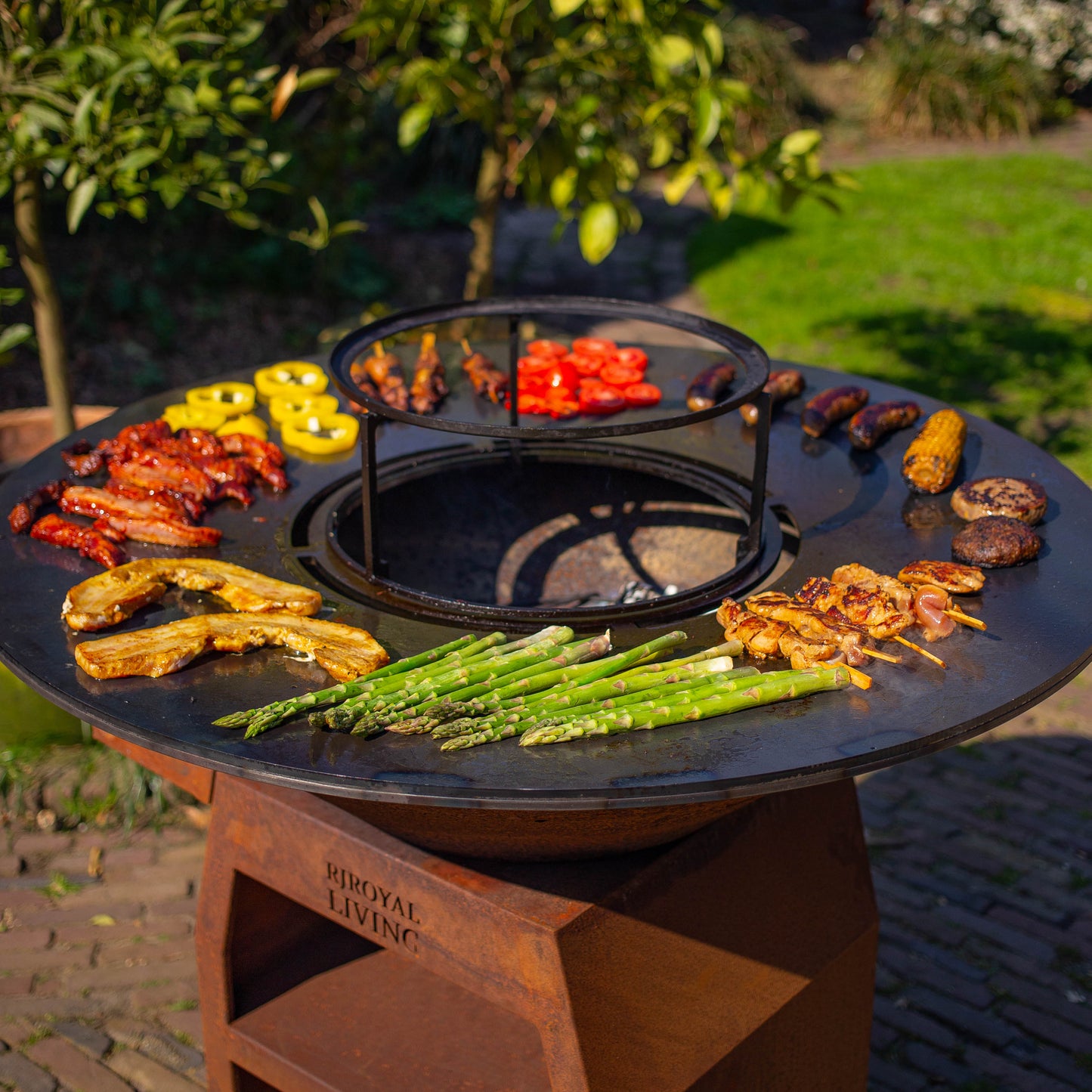 BBQ Plancha Grill Maestro XXXL Ø100cm Cortenstaal - Met Grote wielen en houtopslag
