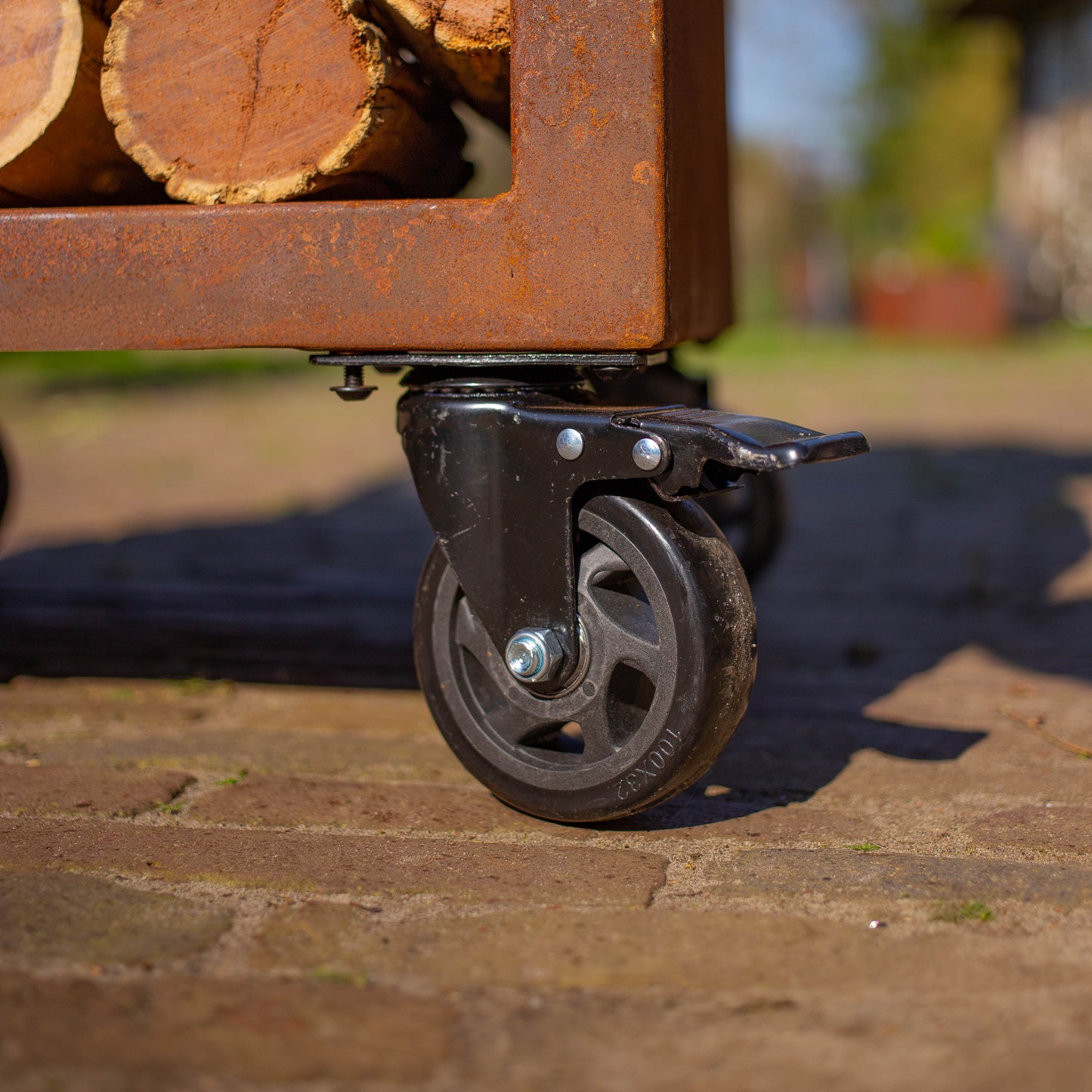 BBQ Plancha Grill Maestro Ø70cm Cortenstaal - Met Houten Omranding Plancha Mesa