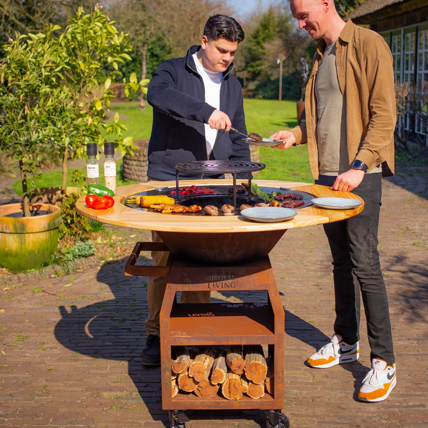 BBQ Plancha Grill Maestro XXL Ø80cm Cortenstaal - Met Houten Omranding Mesa