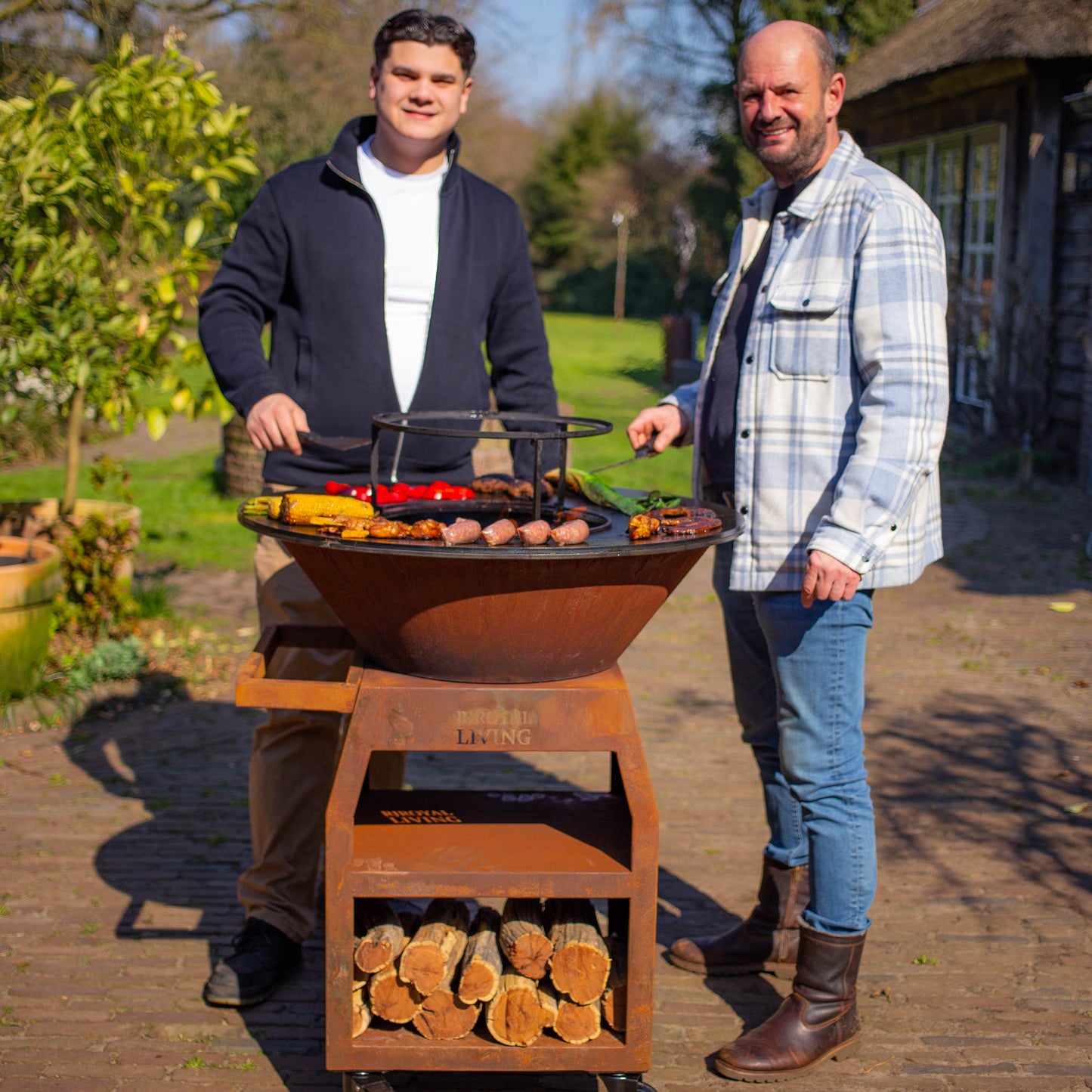 BBQ Plancha Grill Maestro XXL Ø80cm Cortenstaal - Met pook en houtopslag