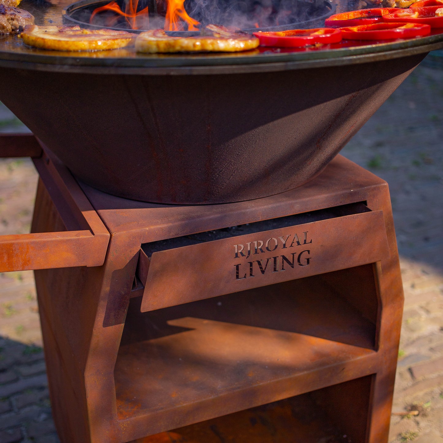 BBQ Plancha Grill Maestro Smokeless XXL Ø80cm Cortenstaal - Rookloze Plancha Met Mesa Houten Omranding