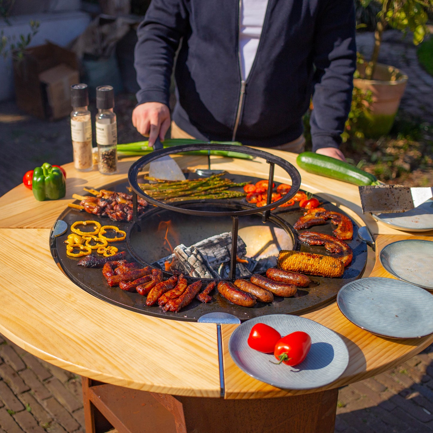 BBQ Plancha Mesa Houten Omranding 70cm